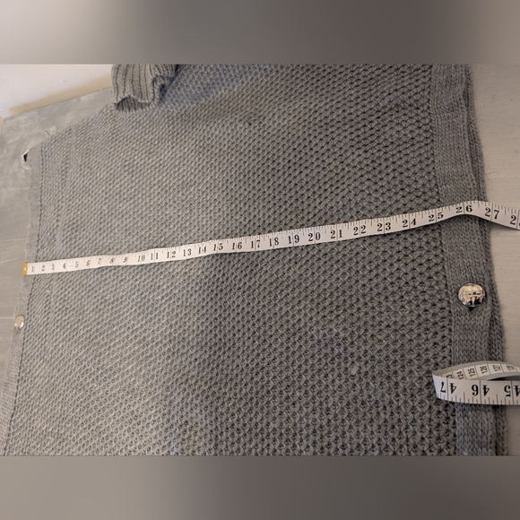 NWT Calvin Klein Knit Cowl - Turtleneck Poncho Gray One Size - Picture 10 of 11